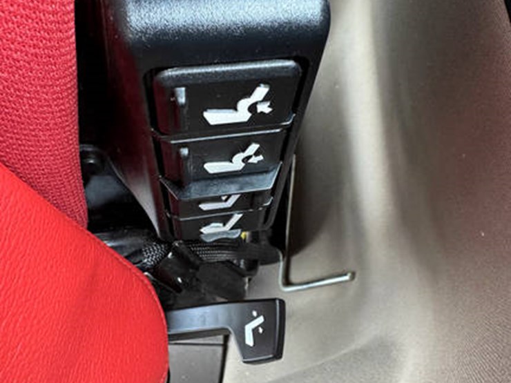 2023-case-ih-8250-image-81