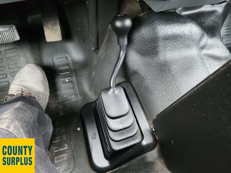 2011-ford-f550-image-12