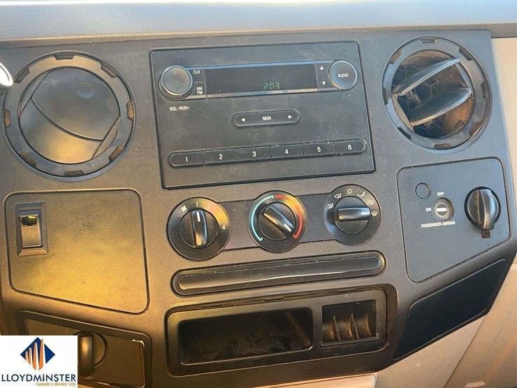 2009-ford-f250-image-9