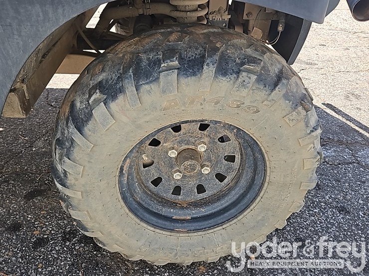 2018-club-car-carryall-1700-image-14