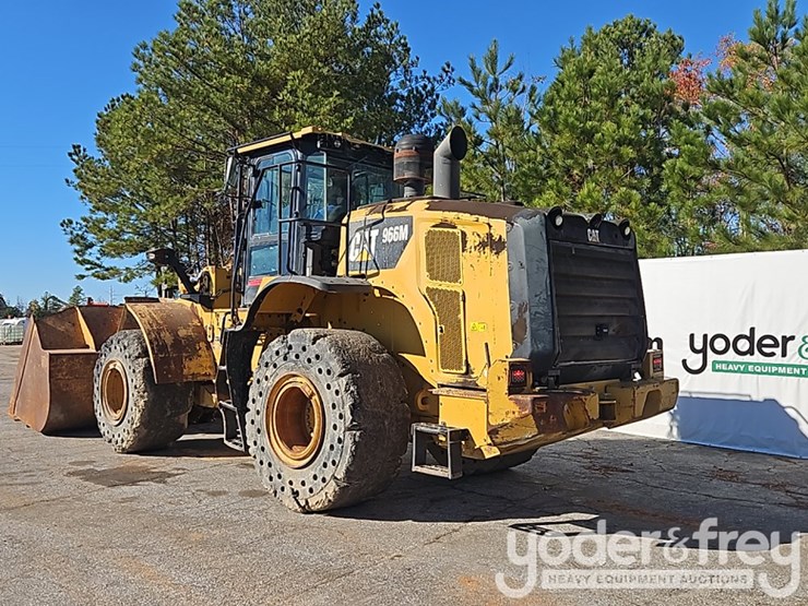 2017-caterpillar-966m-image-3