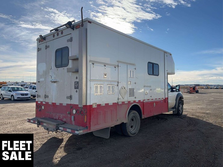 2012-ford-f550-image-4