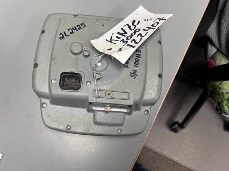 2014-kinze-3000-image-66