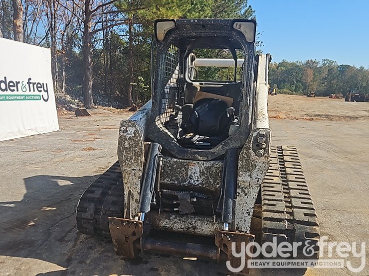 2016-bobcat-t870-image-1