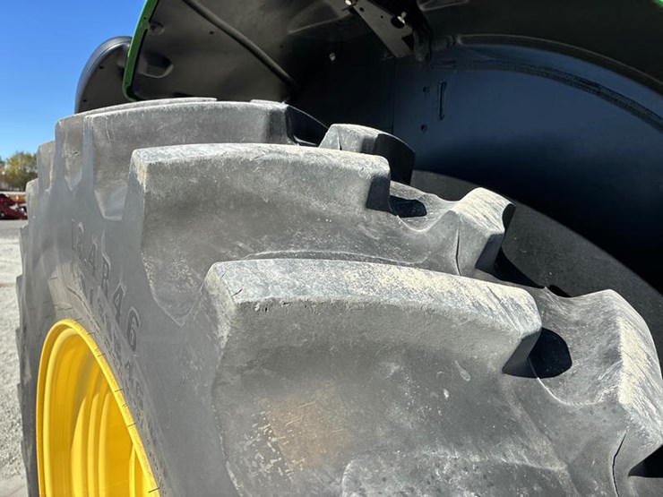 2023-john-deere-6175m-image-54