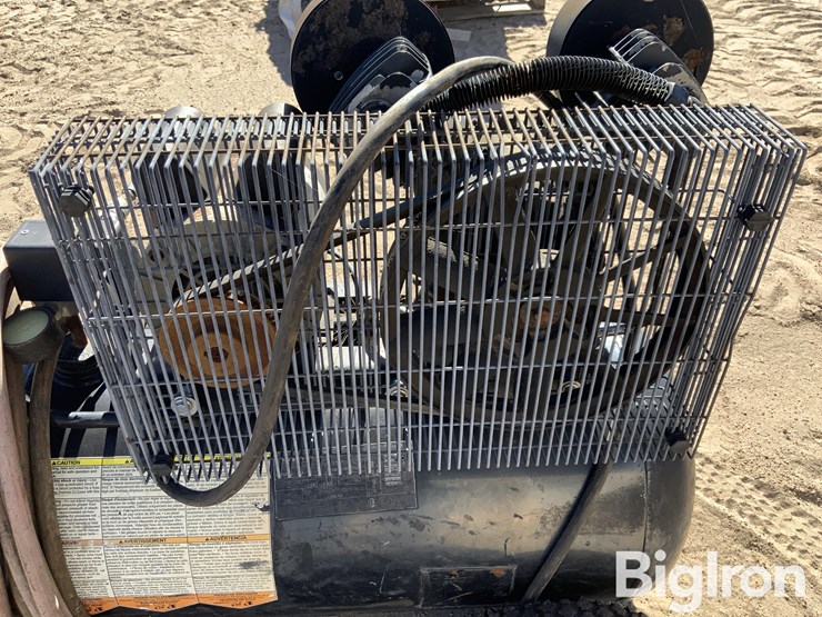 industrial-air-20-gal-air-compressor-image-9