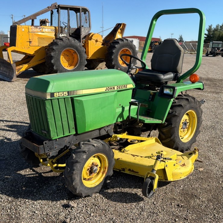 #2401 • John Deere 855 Compact Utility Tractor*