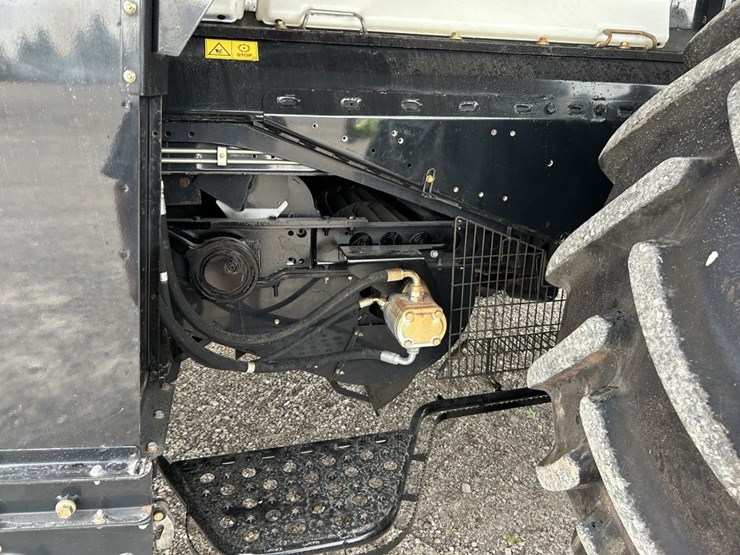 2019-case-ih-8250-image-102