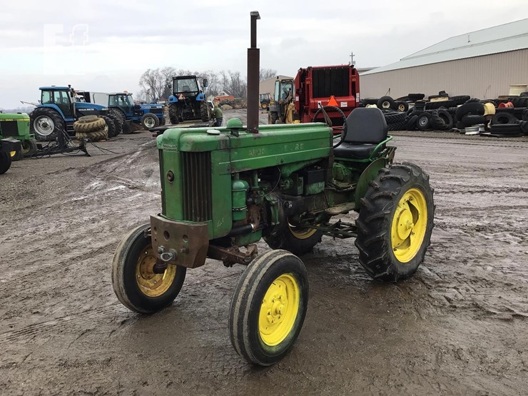 1953-john-deere-40s-image-3