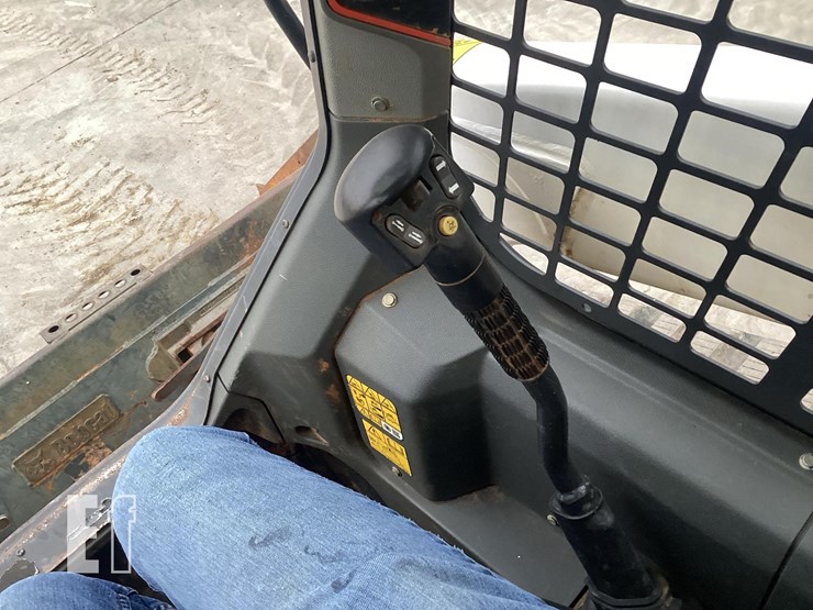 2021-bobcat-t62-image-16