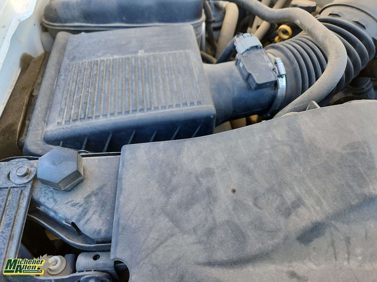 2011-chevrolet-silverado-1500-lt-image-29