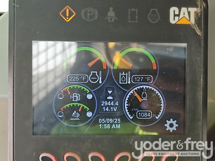 2020-caterpillar-299d3-image-40