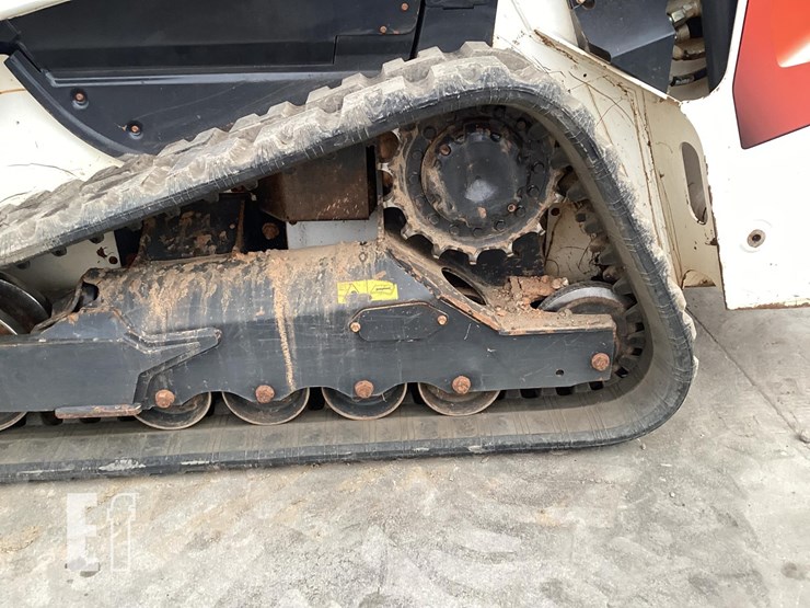 2021-bobcat-t62-image-11