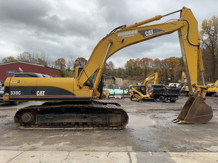 2004-caterpillar-330cl-hydraulic-excavator-image-6