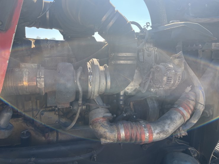 2004-caterpillar-c15-image-12