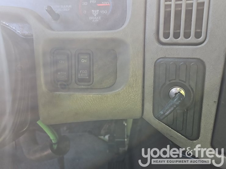 2017-international-8600-image-40