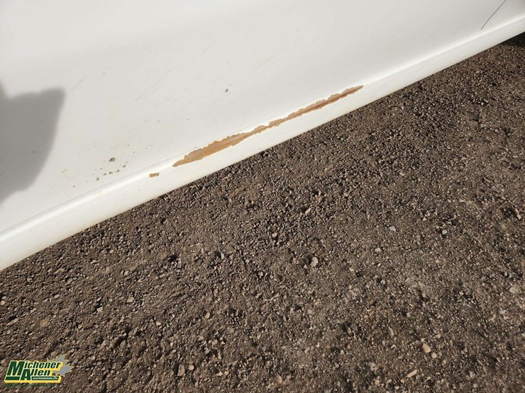 2020-chevrolet-silverado-2500hd-image-33