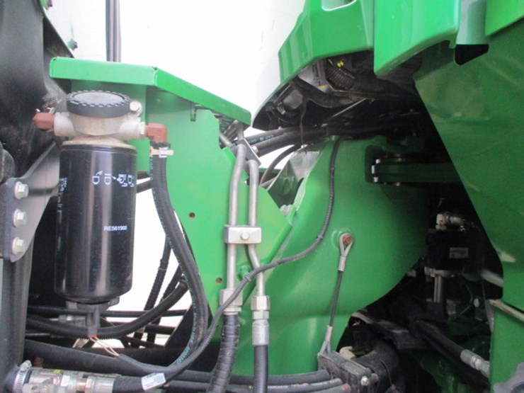 2017-john-deere-9570r-image-28
