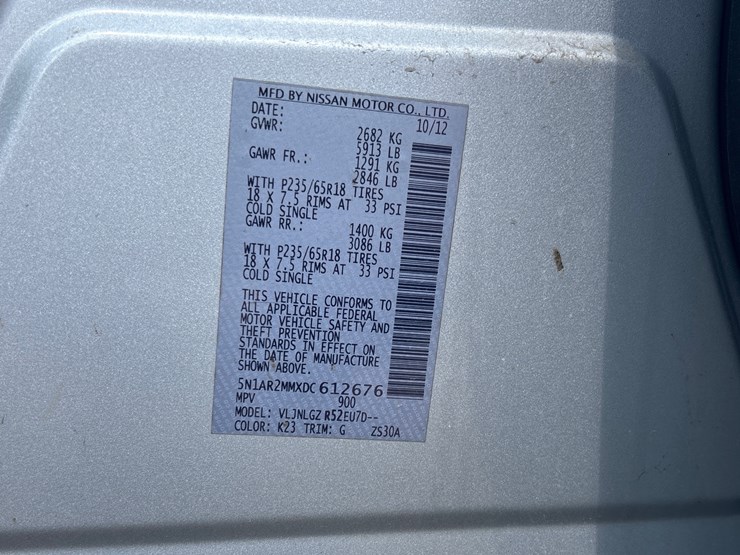 2013-nissan-pathfinder-image-12