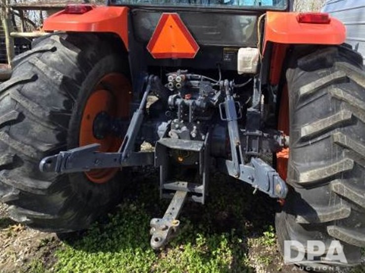 2012-kubota-m108s-image-5