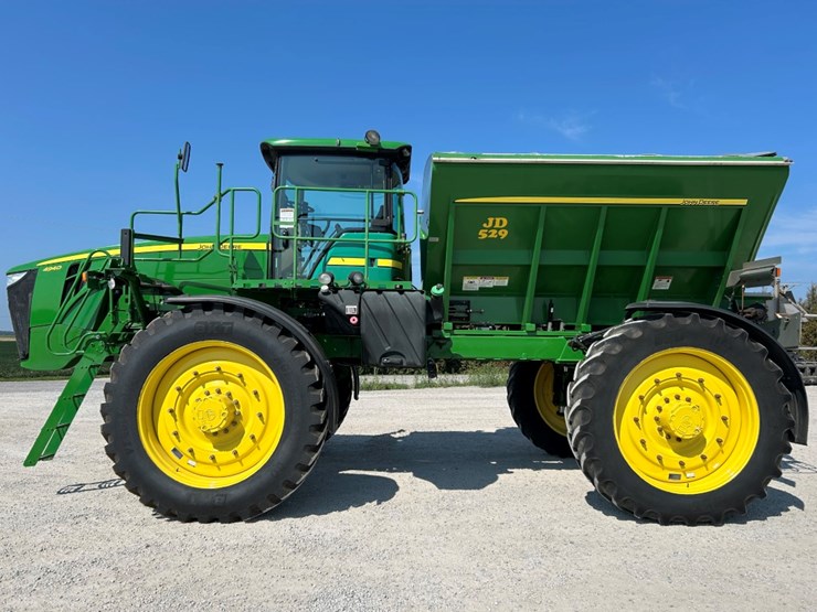 2012-john-deere-4940-image-2
