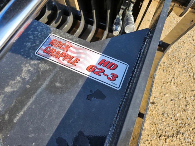 #3028-•-new-stout-62-3-grapple-bucket-image-11