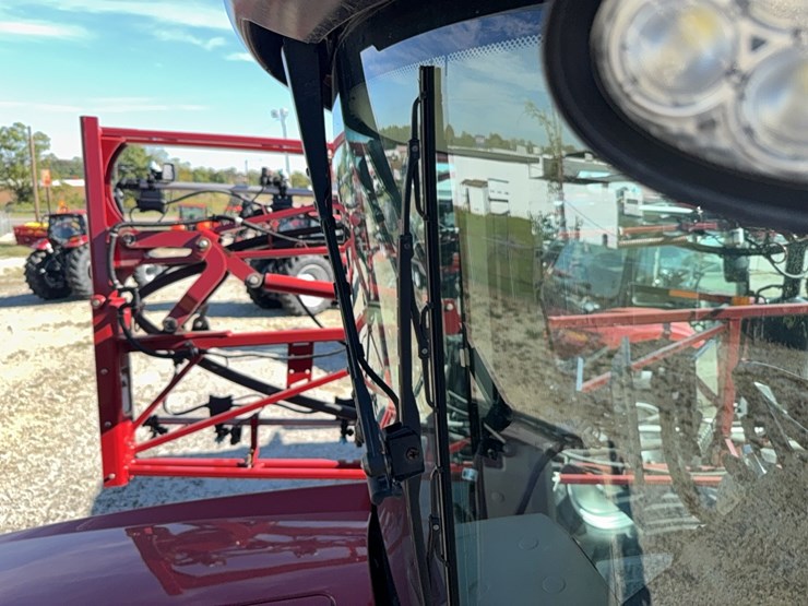 2023-case-ih-4350-patriot--sprayer-image-130