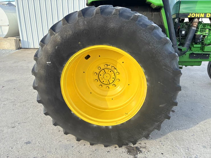 1994-john-deere-4560-image-60