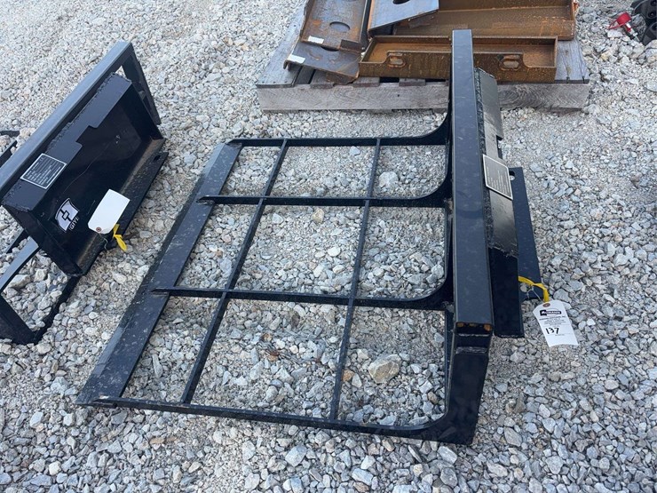 mini-skid-steer-land-leveler-image-9