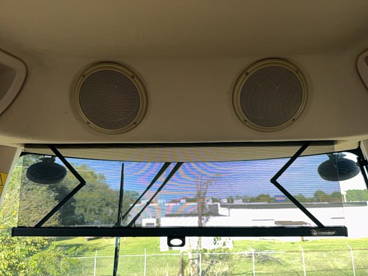 2023-case-ih-4350-patriot--sprayer-image-209