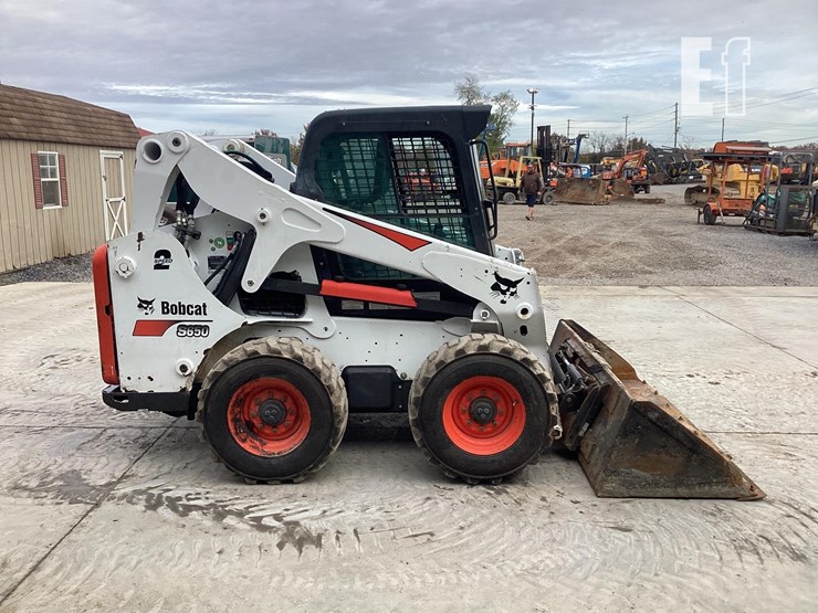 2015-bobcat-s650-image-5