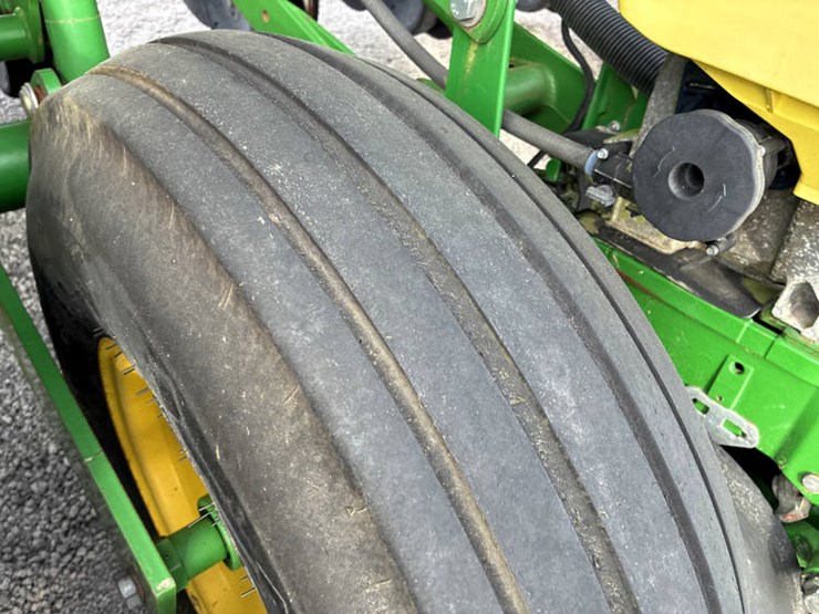 2018-john-deere-1795-image-33