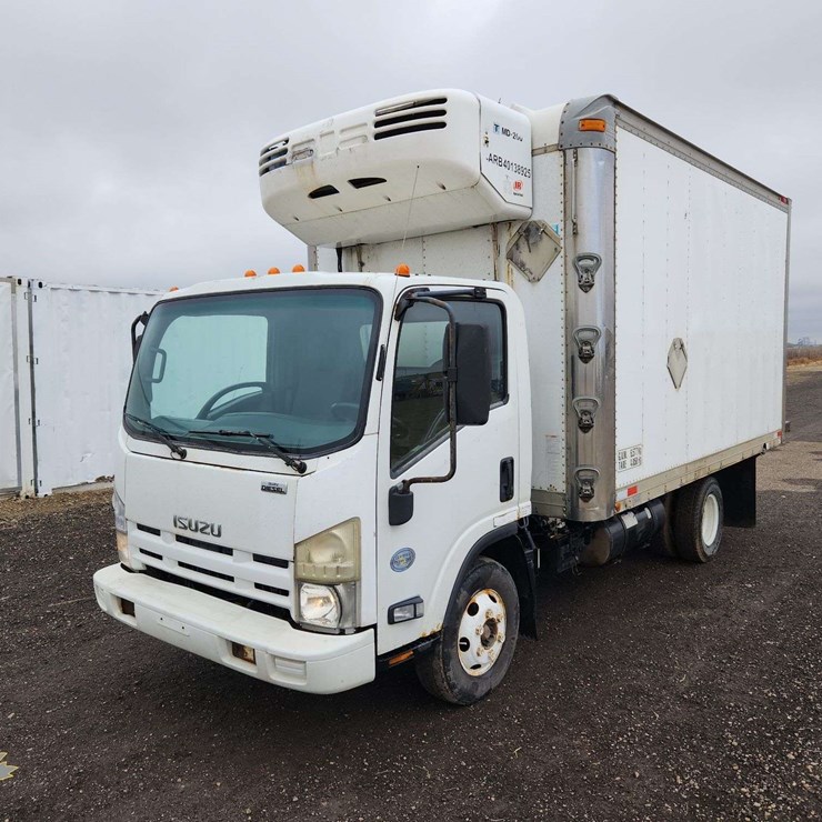 2009 ISUZU NPR