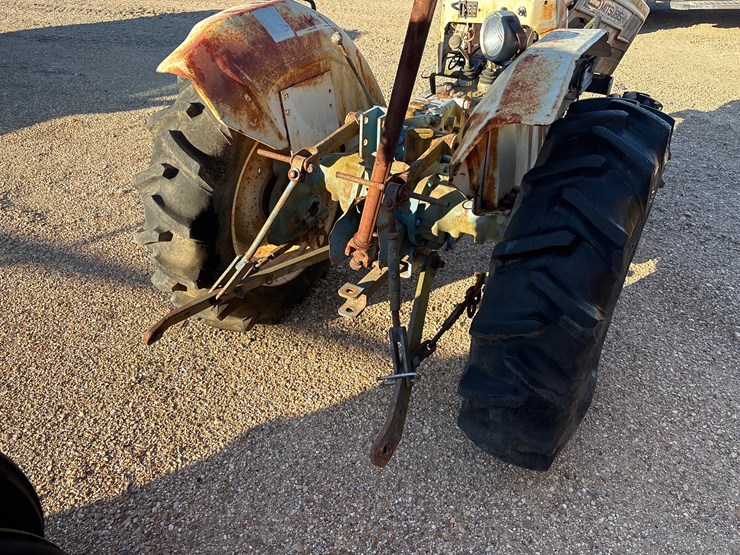 #24691-•-mitsubishi-farm-tractor-|-parts-or-repair-image-5