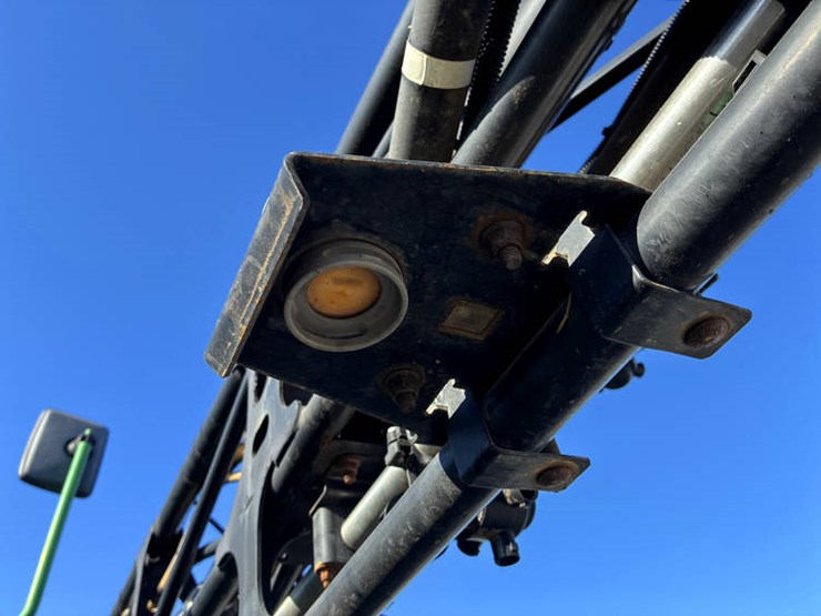 2014-john-deere-4830-image-46