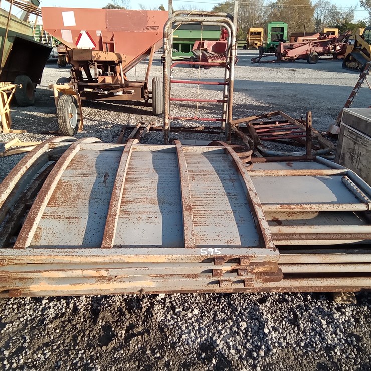 #595 • WW LIVESTOCK TUB, PALP CAGE AND ALLEY