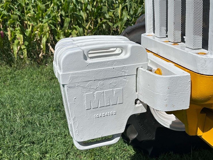 minneapolis-moline-g850-image-12