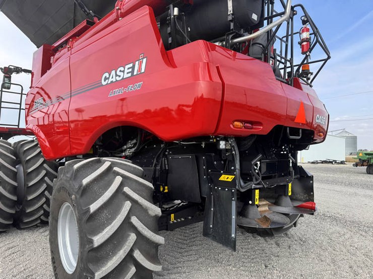 2023-case-ih-8250-image-57