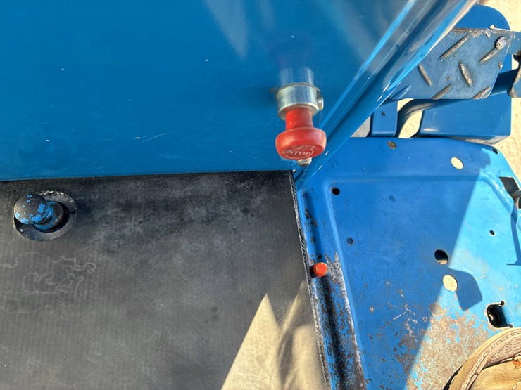 new-holland-2120-image-74