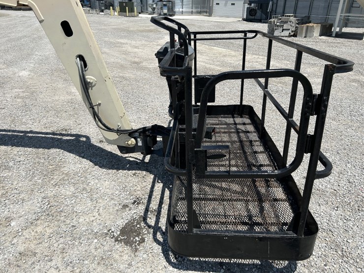 2008-jlg-800a-image-29