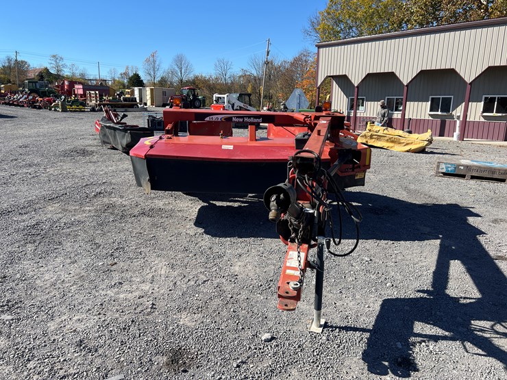 new-holland-1409-image-2