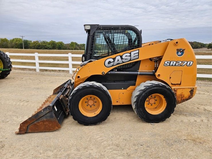 #3068-•-case-sr280-skid-loader-image-2
