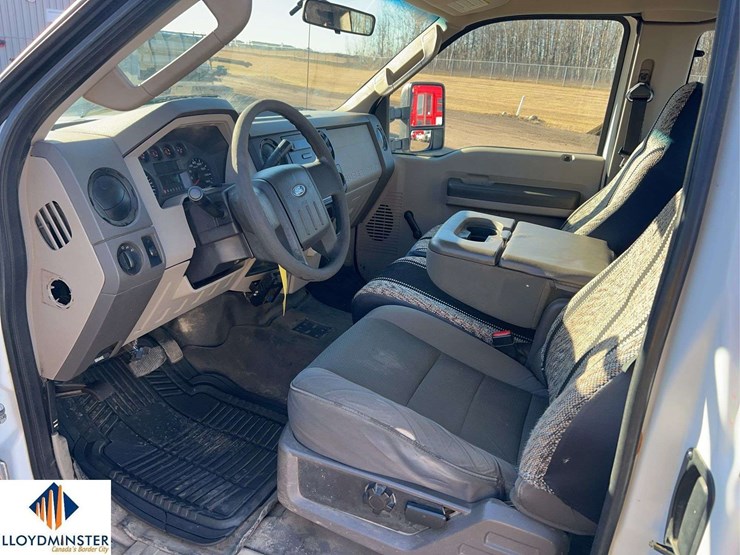 2009-ford-f250-image-11