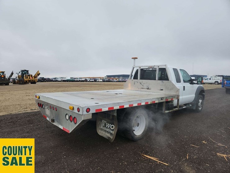 2015-ford-f550-image-4