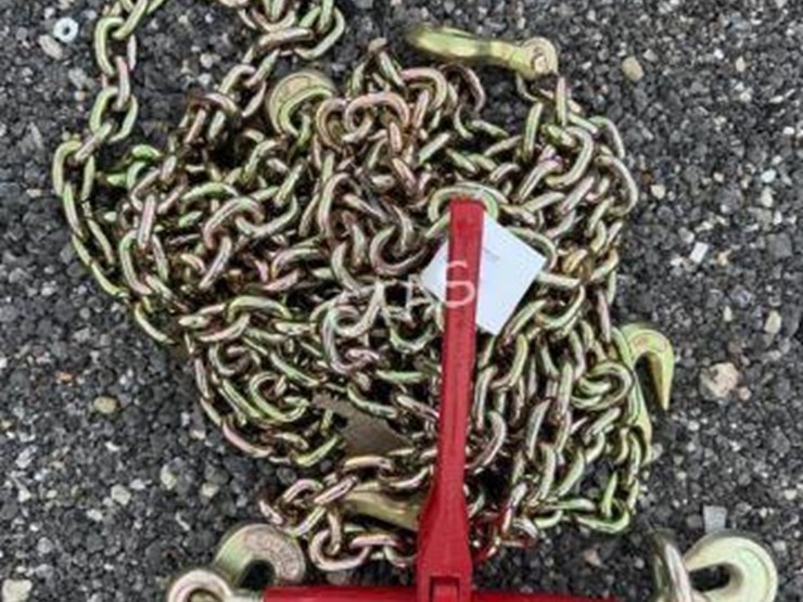 #54-•-(2)-3/8"-20'-chains-&-(1)-9,200-lb-boomer-image-1