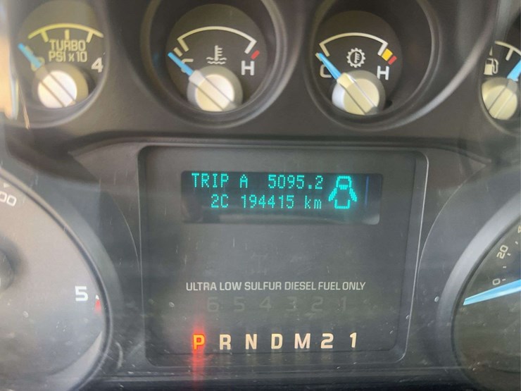 2013-ford-f350-xl-image-25