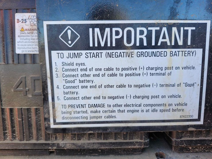 2012-case-ih-400-image-56