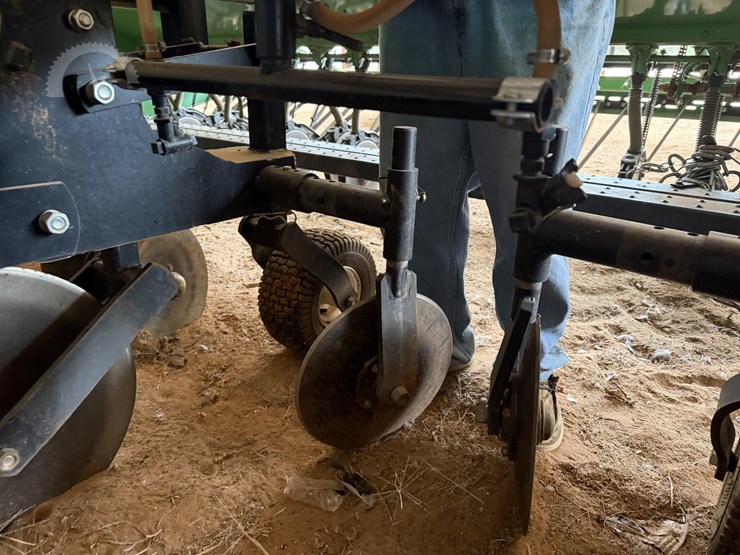 2021-b-&-h-9100-image-19