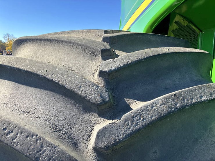 2010-john-deere-2010-image-38