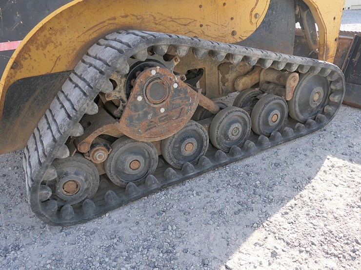 caterpillar-257b-image-17